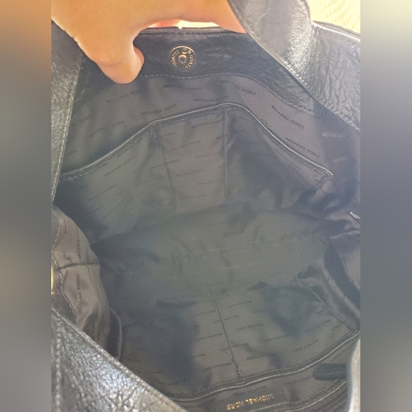 Michael Kors Astor black satchel with gold studs - Picture 7 of 10